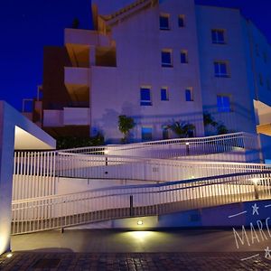 Sunny Beach Apartment In Calaceite
